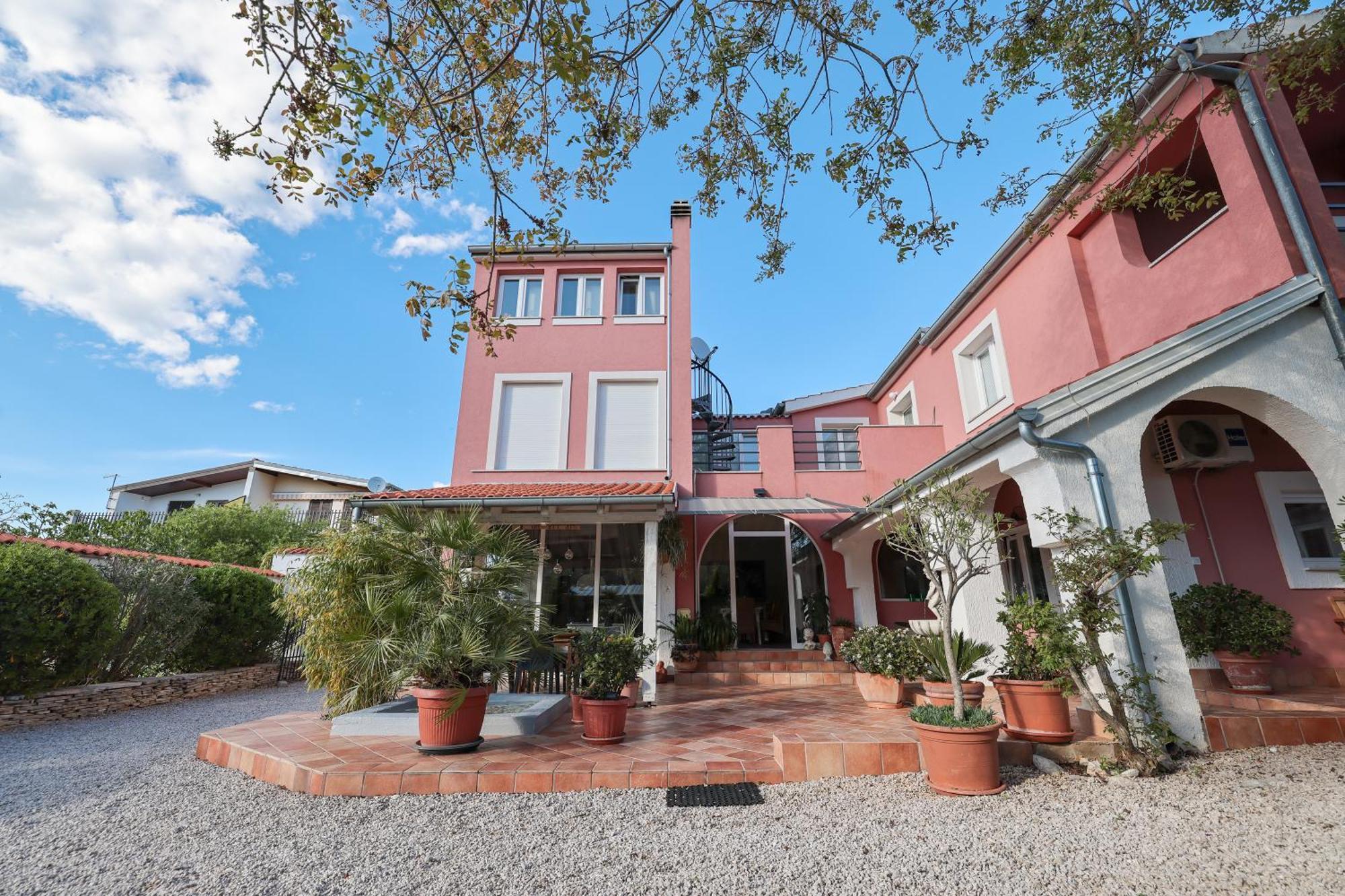 Villa Arta Drage Eksteriør bilde